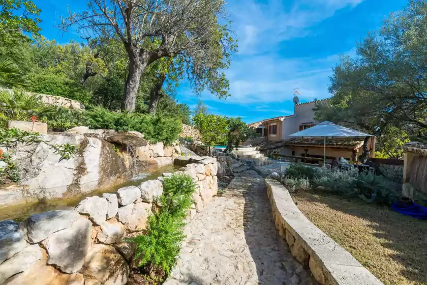 Holiday rentals in Es raco de binibona, Caimari