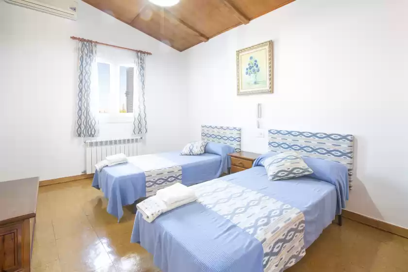 Holiday rentals in Lirica, Bellavista