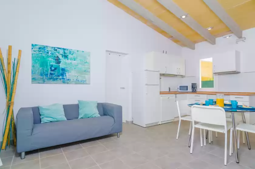 Holiday rentals in Noguer, Lloseta