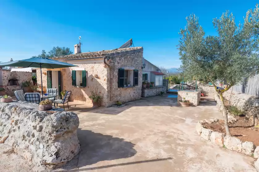 Holiday rentals in Taparera, Sineu