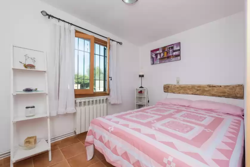 Holiday rentals in Taparera, Sineu