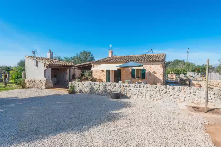Holiday rentals in Taparera, Sineu