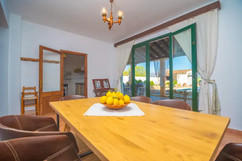 Holiday rentals in Casa des puig, Búger