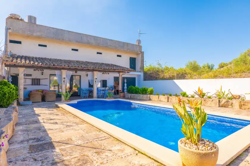 Holiday rentals in Casa des puig, Búger