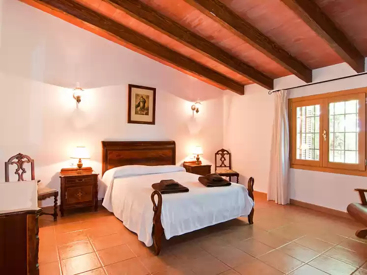 Holiday rentals in Gravera, Porreres