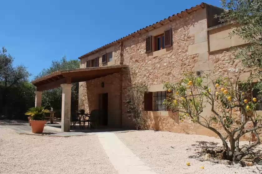 Holiday rentals in Gravera, Porreres