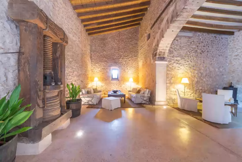 Holiday rentals in Torrent fals, Santa María del Camí