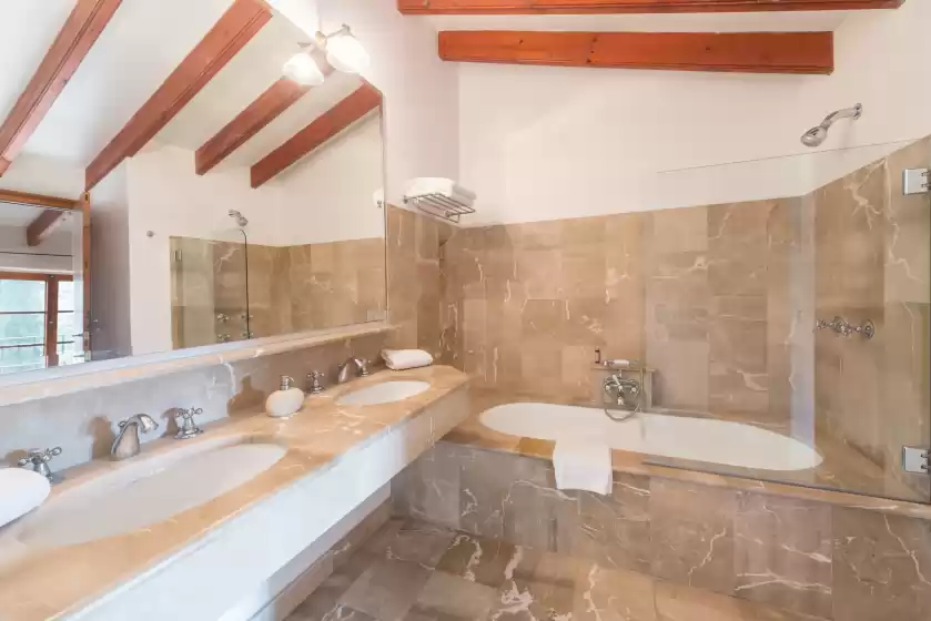 Holiday rentals in Torrent fals, Santa María del Camí