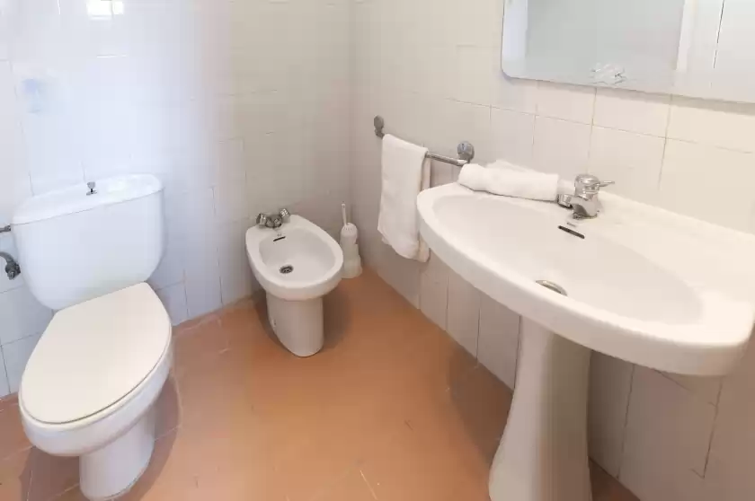 Holiday rentals in Conill, Oliva