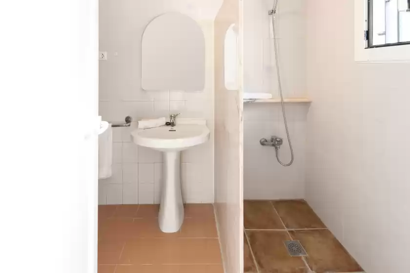 Holiday rentals in Conill, Oliva