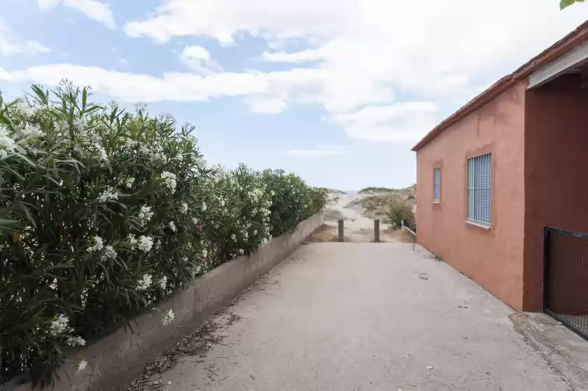 Holiday rentals in Conill, Oliva