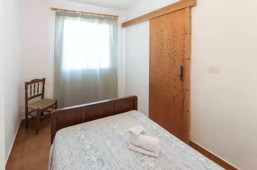 Holiday rentals in Conill, Oliva