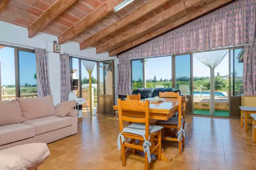 Holiday rentals in Florit, Muro