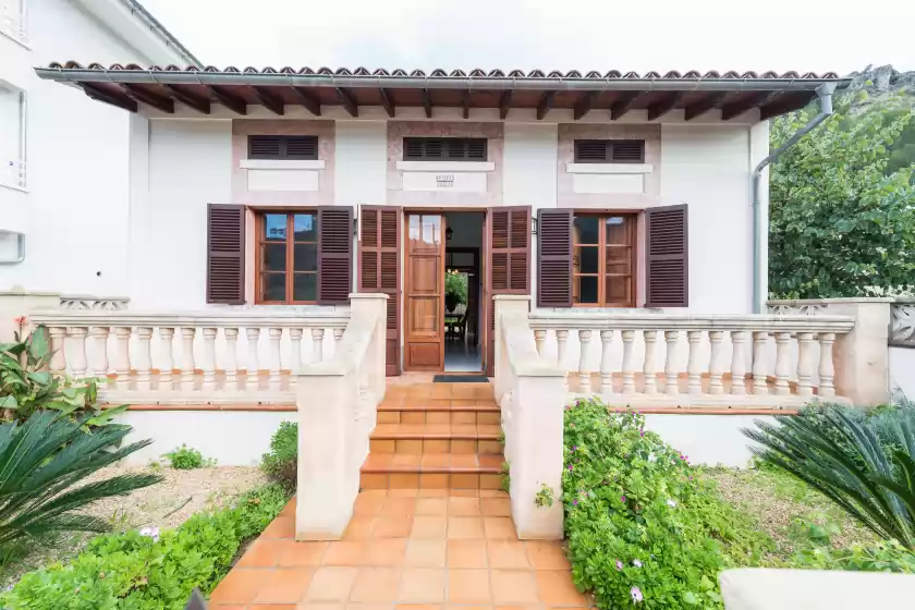 Holiday rentals in Villa cati, el Port