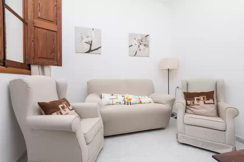 Holiday rentals in Villa cati, el Port