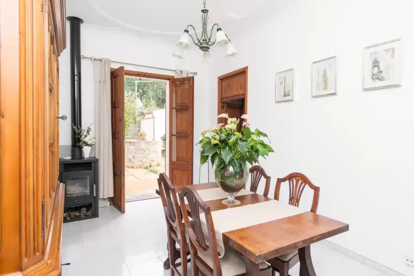 Holiday rentals in Villa cati, el Port