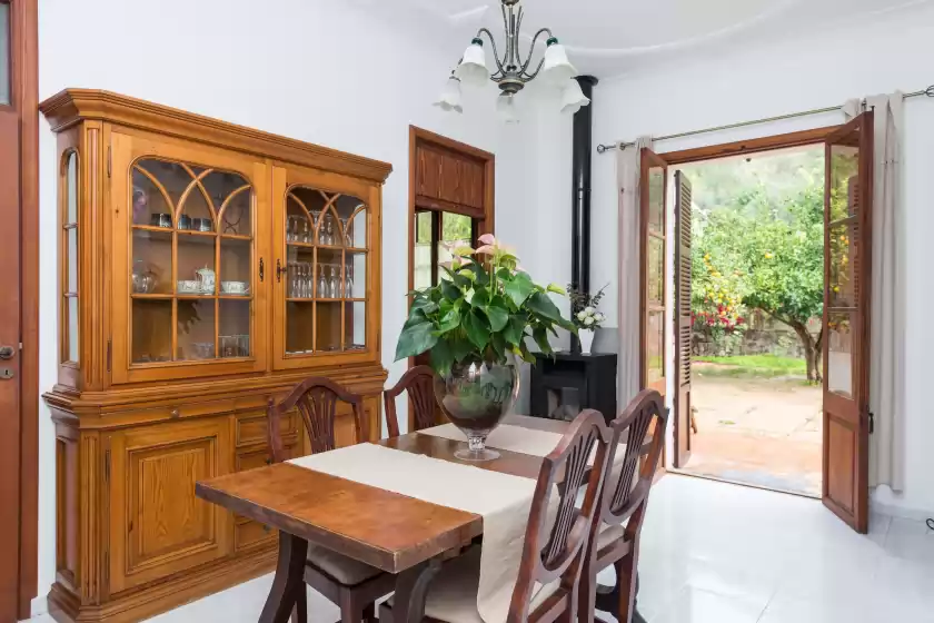 Holiday rentals in Villa cati, el Port