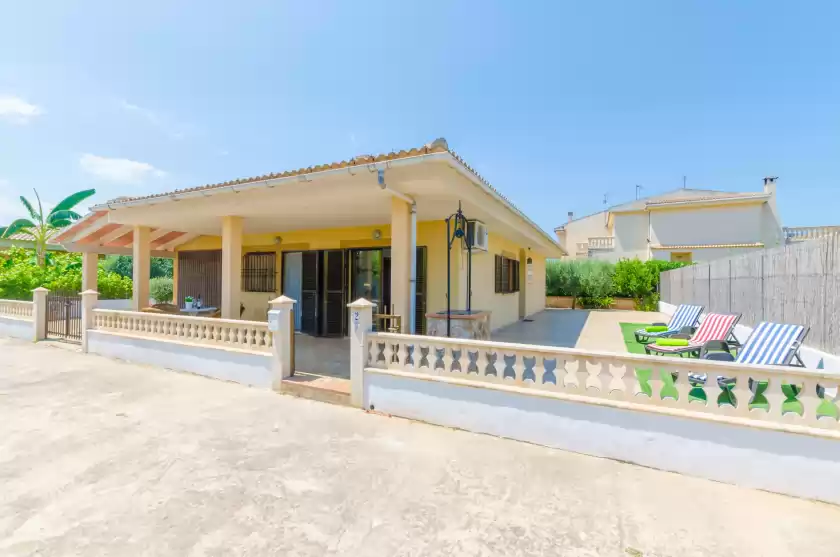 Holiday rentals in Ca na coloma, Platja d'Alcúdia