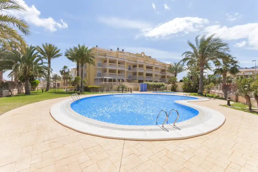 Holiday rentals in Cuarzo