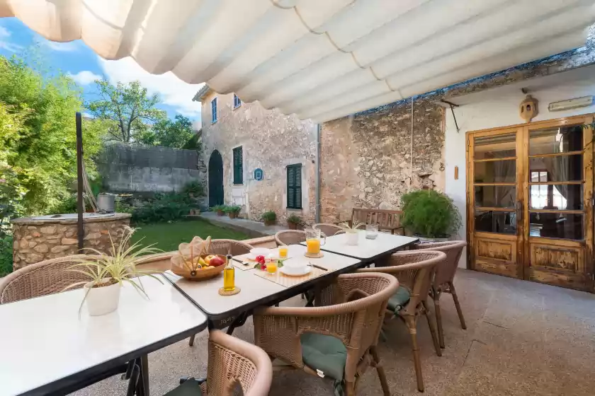 Holiday rentals in Can bagot, Llubí