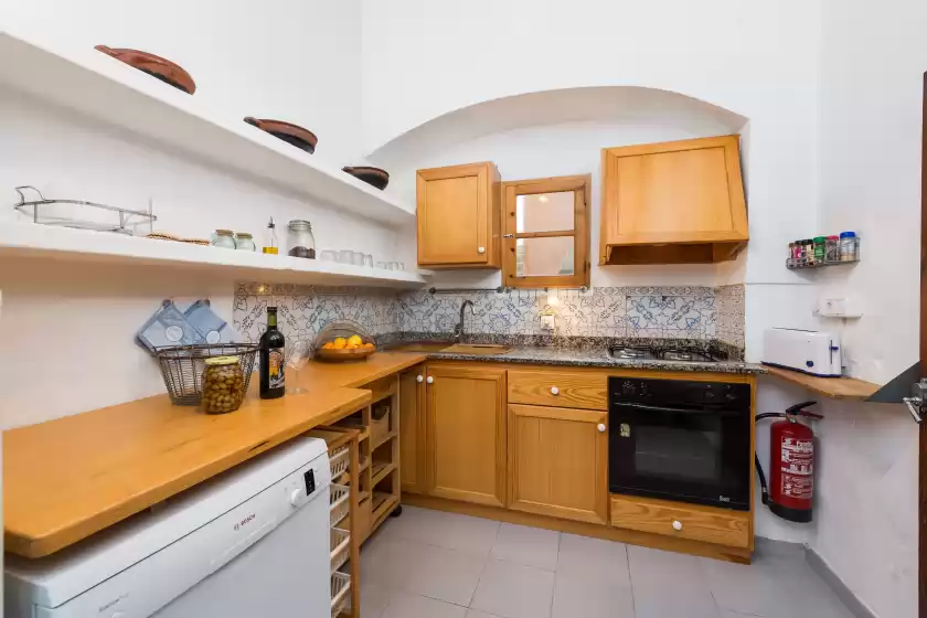 Holiday rentals in Can bagot, Llubí