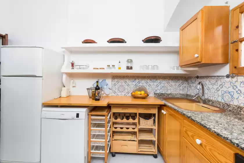 Holiday rentals in Can bagot, Llubí