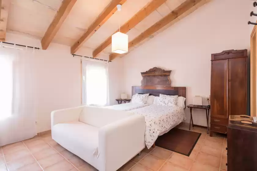 Holiday rentals in Can bagot, Llubí