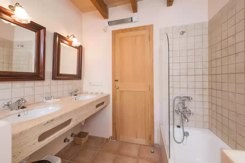 Holiday rentals in Can bagot, Llubí