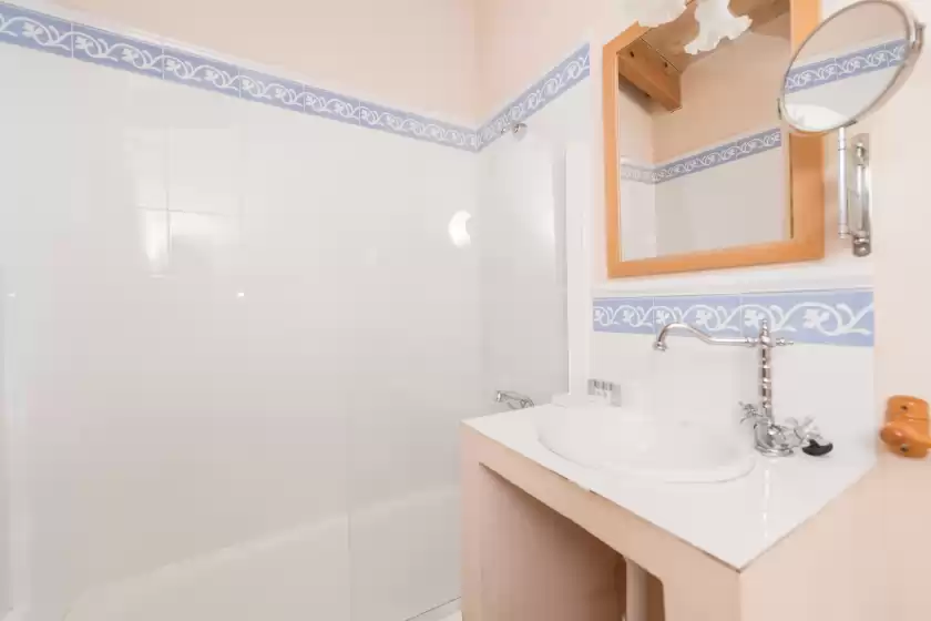 Holiday rentals in Can bagot, Llubí