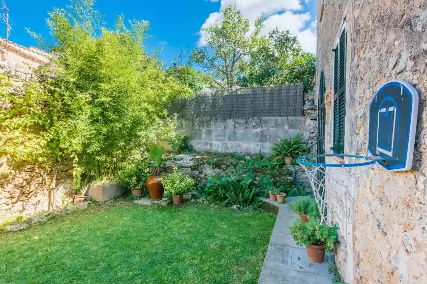 Holiday rentals in Can bagot, Llubí