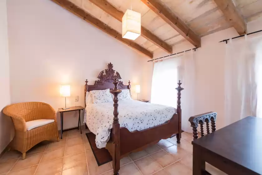 Holiday rentals in Can bagot, Llubí