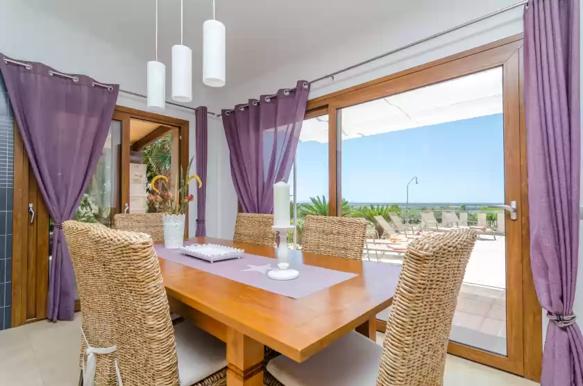 Holiday rentals in Sa marina (marina des torrent), ses Salines