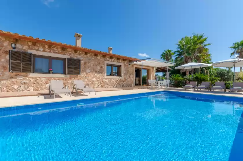 Holiday rentals in Sa marina (marina des torrent), ses Salines