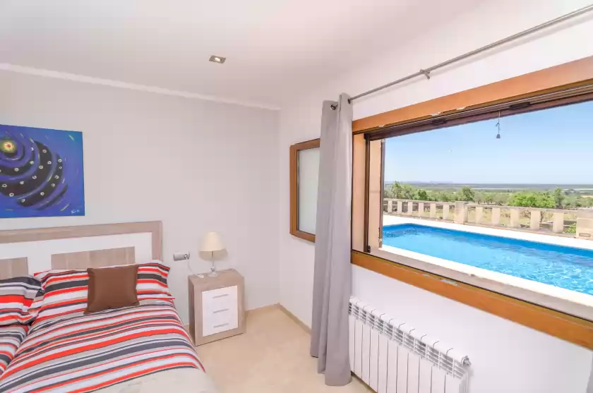 Holiday rentals in Sa marina (marina des torrent), ses Salines