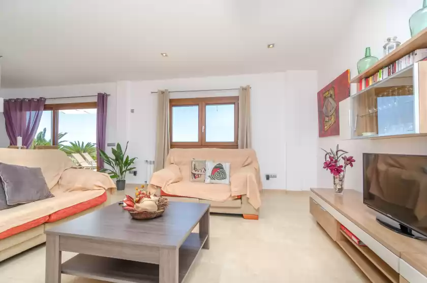 Holiday rentals in Sa marina (marina des torrent), ses Salines