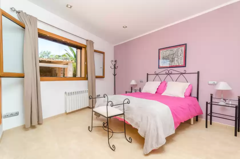 Holiday rentals in Sa marina (marina des torrent), ses Salines