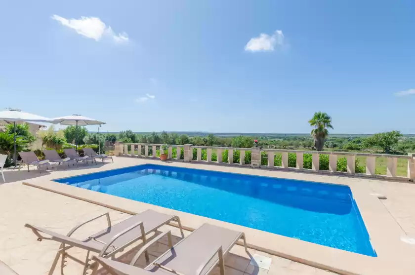 Holiday rentals in Sa marina (marina des torrent), ses Salines