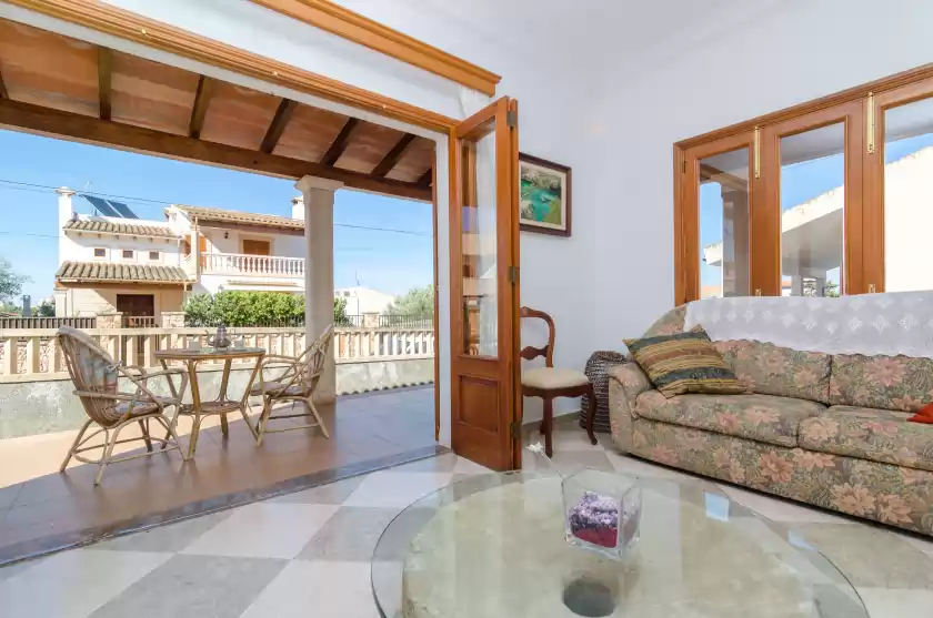 Holiday rentals in Es port, Portocolom