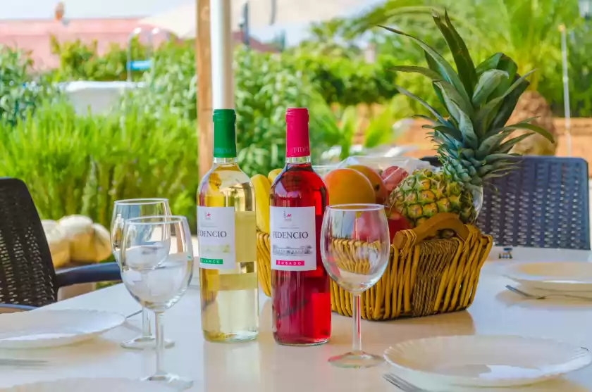 Holiday rentals in Can beltran (can caragol), Inca