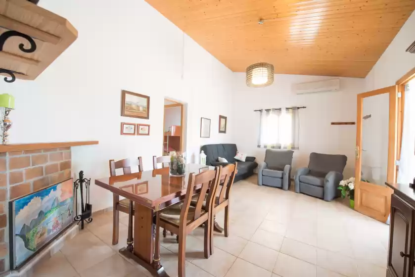 Holiday rentals in Can beltran (can caragol), Inca