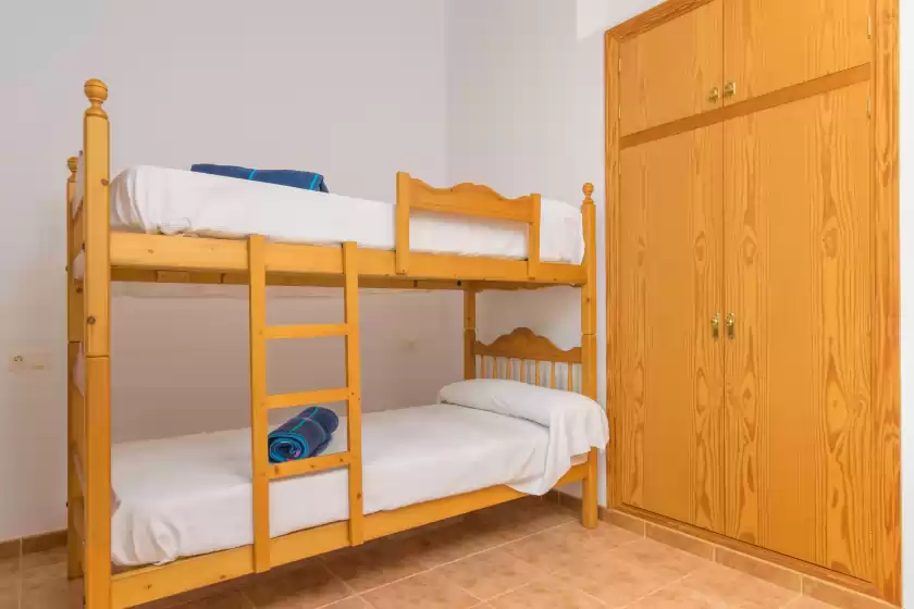 Holiday rentals in Cantabou, Selva