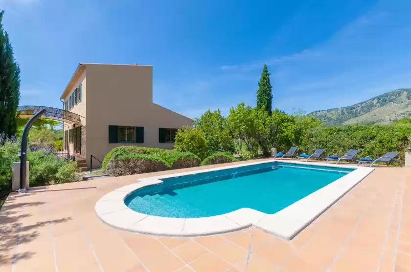Holiday rentals in Cantabou