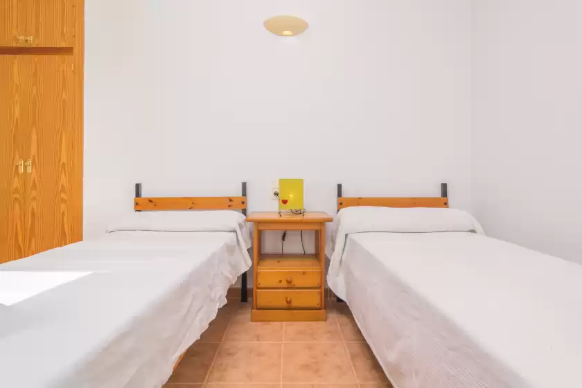 Holiday rentals in Cantabou, Selva