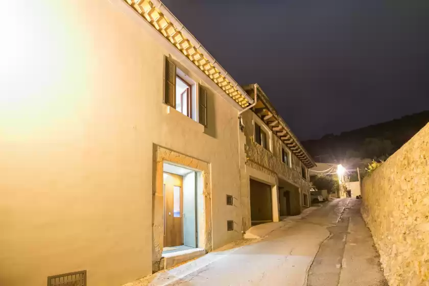 Holiday rentals in Can cabrit, Alaró