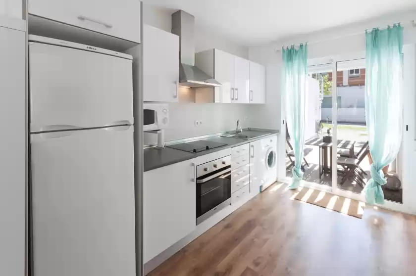 Holiday rentals in Dimarts, Grau i Platja