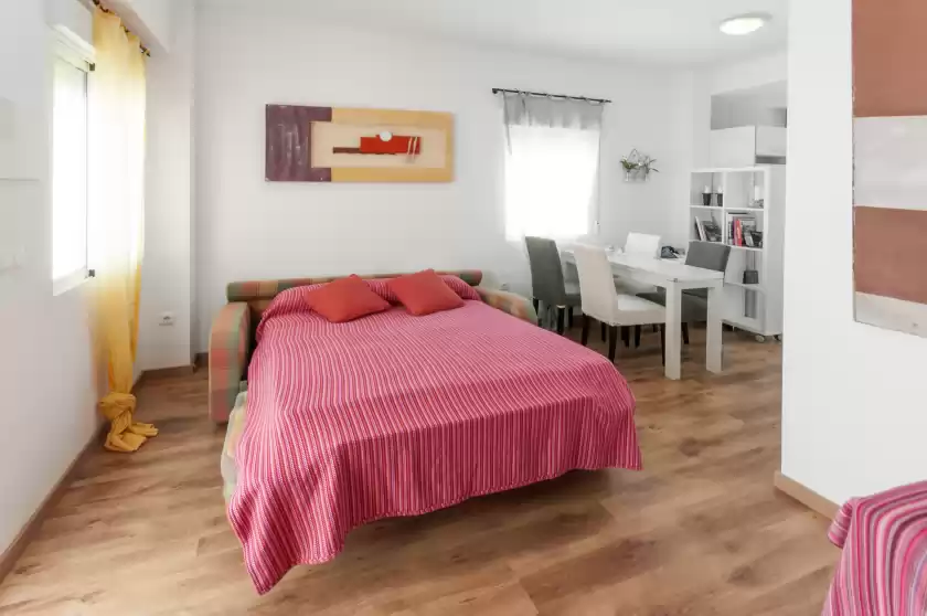 Holiday rentals in Dimarts, Grau i Platja
