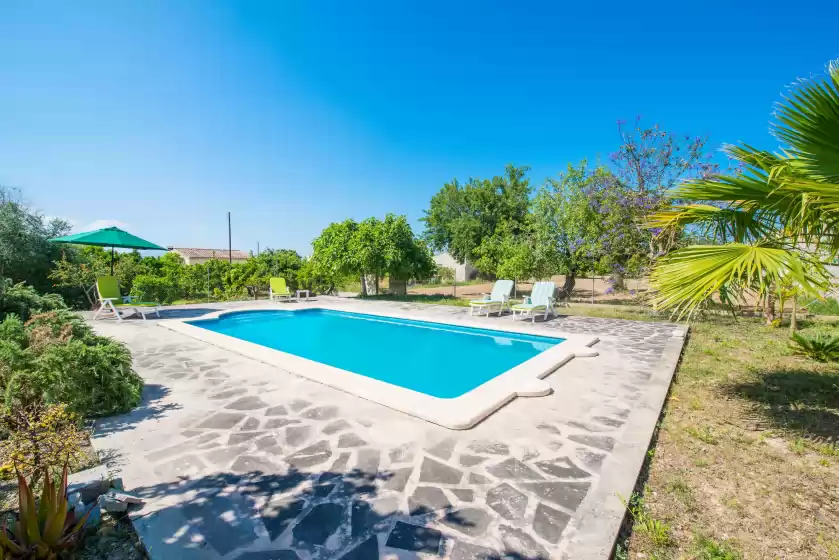 Holiday rentals in Villa sa fonera, Maria de la Salut