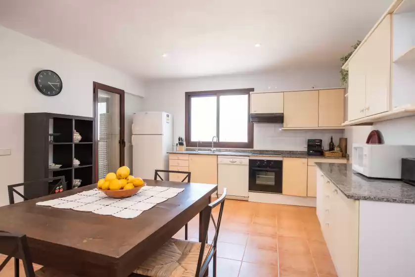 Holiday rentals in Villa sa fonera, Maria de la Salut