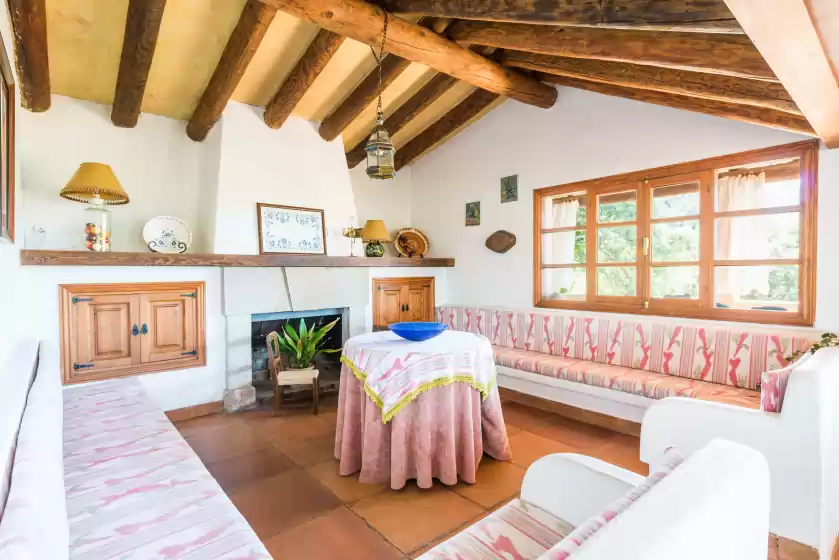 Holiday rentals in Finca son duri, Esporles