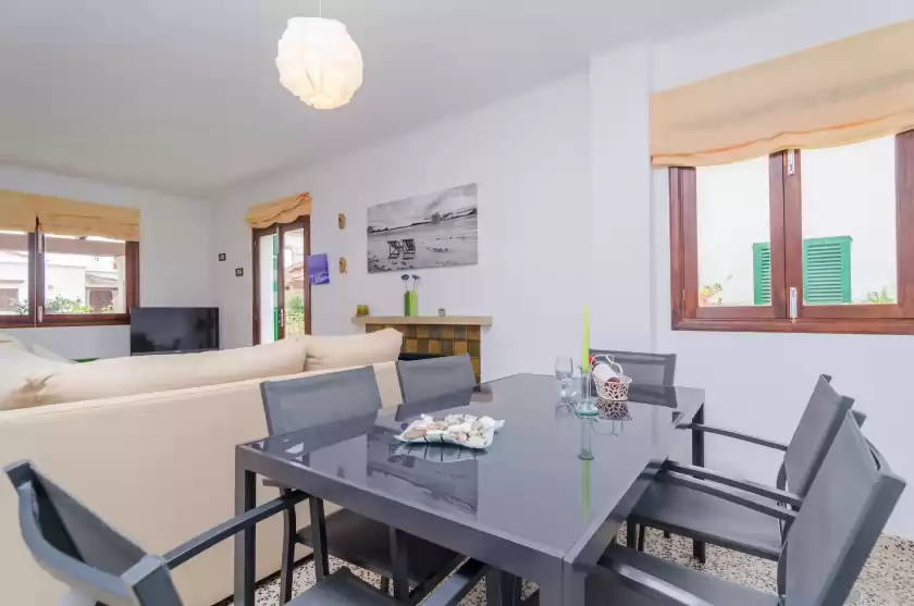 Holiday rentals in Casa delfin, sa Ràpita